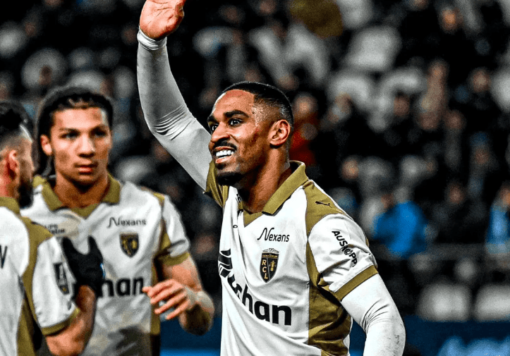 5-0！法甲巨变：120年老店成联赛第1 10年铁律宣告12亿欧巴黎凉了